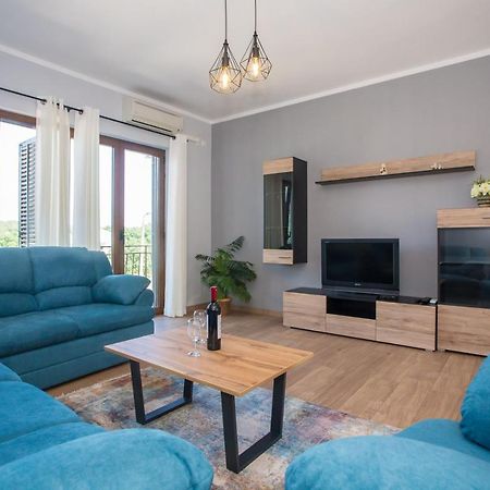 Apartment Anna Пореч Екстериор снимка